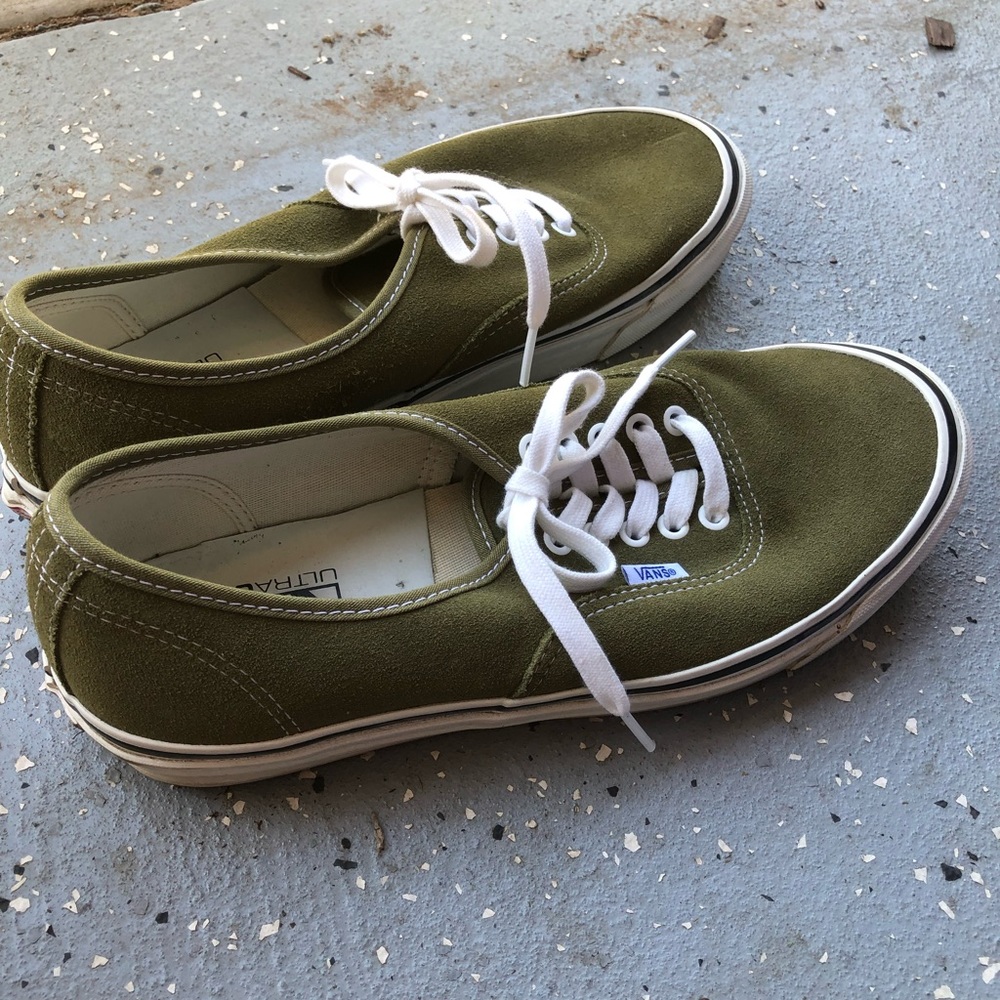 Men’s ultra Cush vans